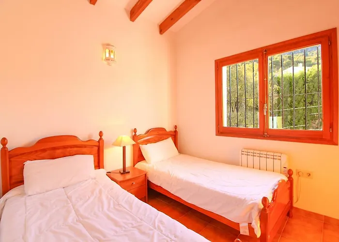 Cucarres 0705 Villa Calp