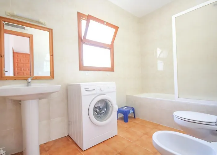 Cucarres 0705 Villa *