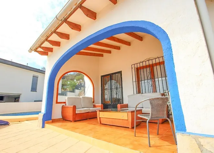 Villa Cucarres 0705 *